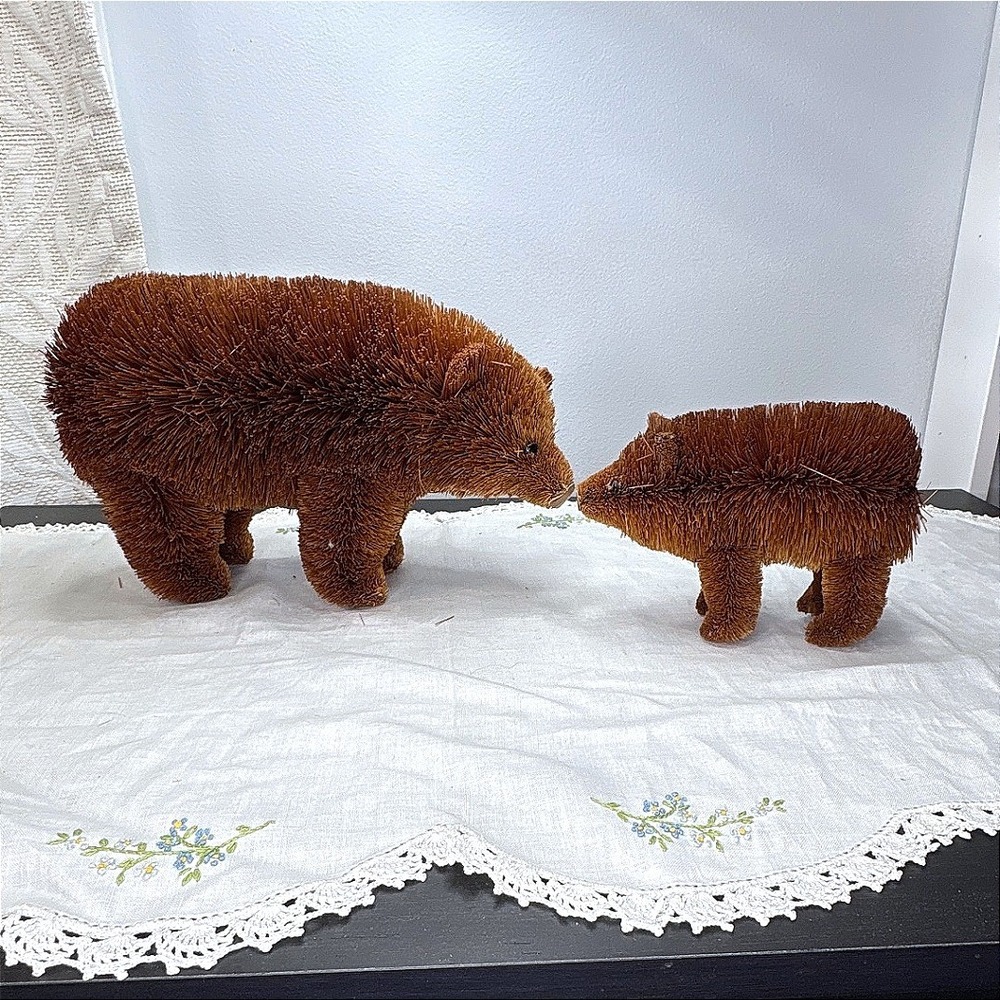 Vintage Style Buri Fiber Bottle Brush Bear Figurines Set of 2 Brown Woodland